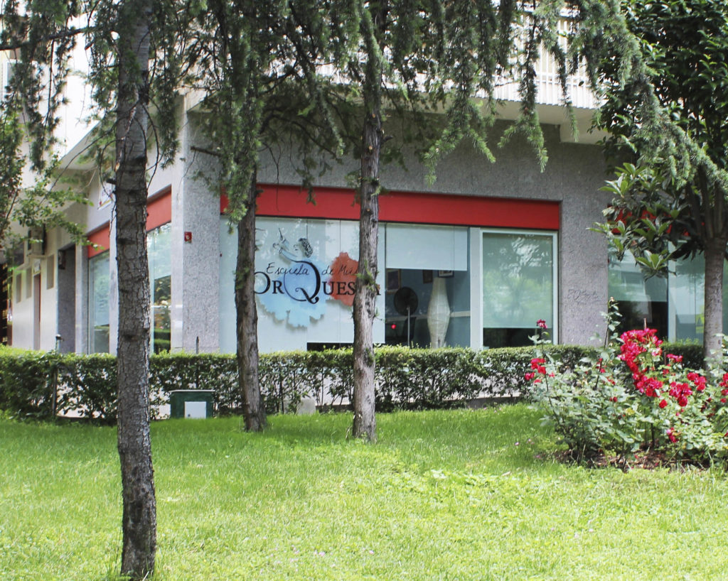 Fachada de la Escuela de Música Orquesta